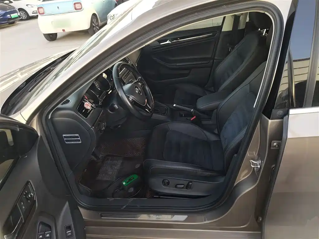 Volkswagen Sagitar 2015 280TSI Automatic Flagship фото 11