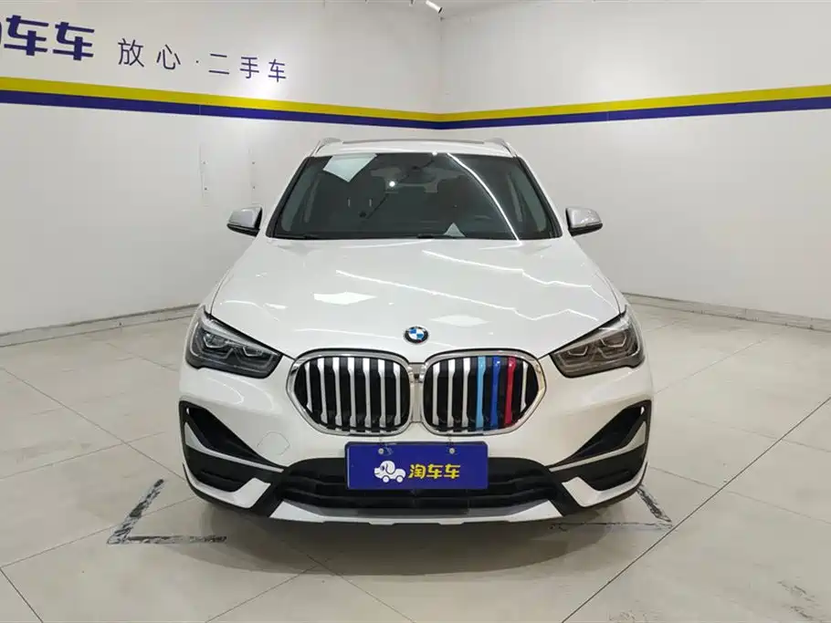 BMW X1 2021 sDrive20Li Exclusive фото 2