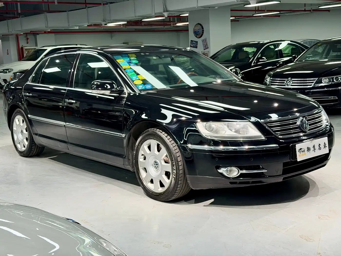 Volkswagen Phaeton 2007 Model 3.2L V6 5-Seat Base фото 3