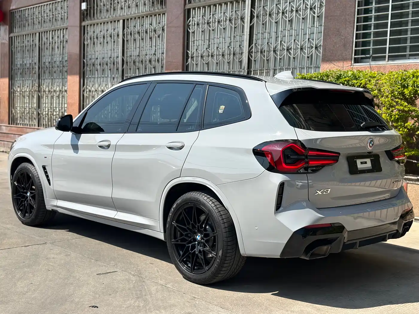 BMW X3 2023 Facelift xDrive30i Leading M Night Package фото 3