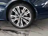 Фото 7 - Audi A7L