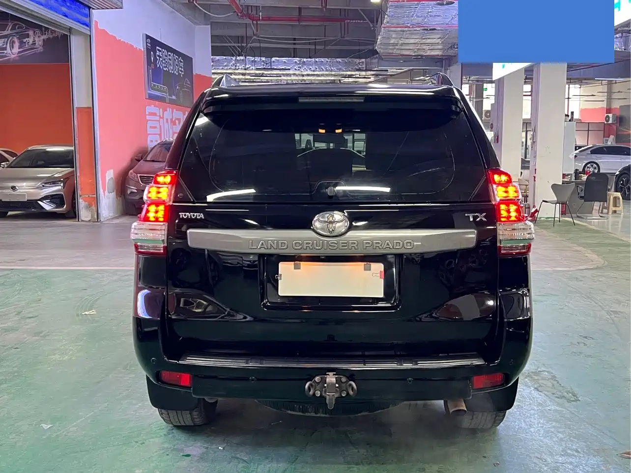 Toyota Prado 2014 4.0L Automatic TX-L NAVI фото 5