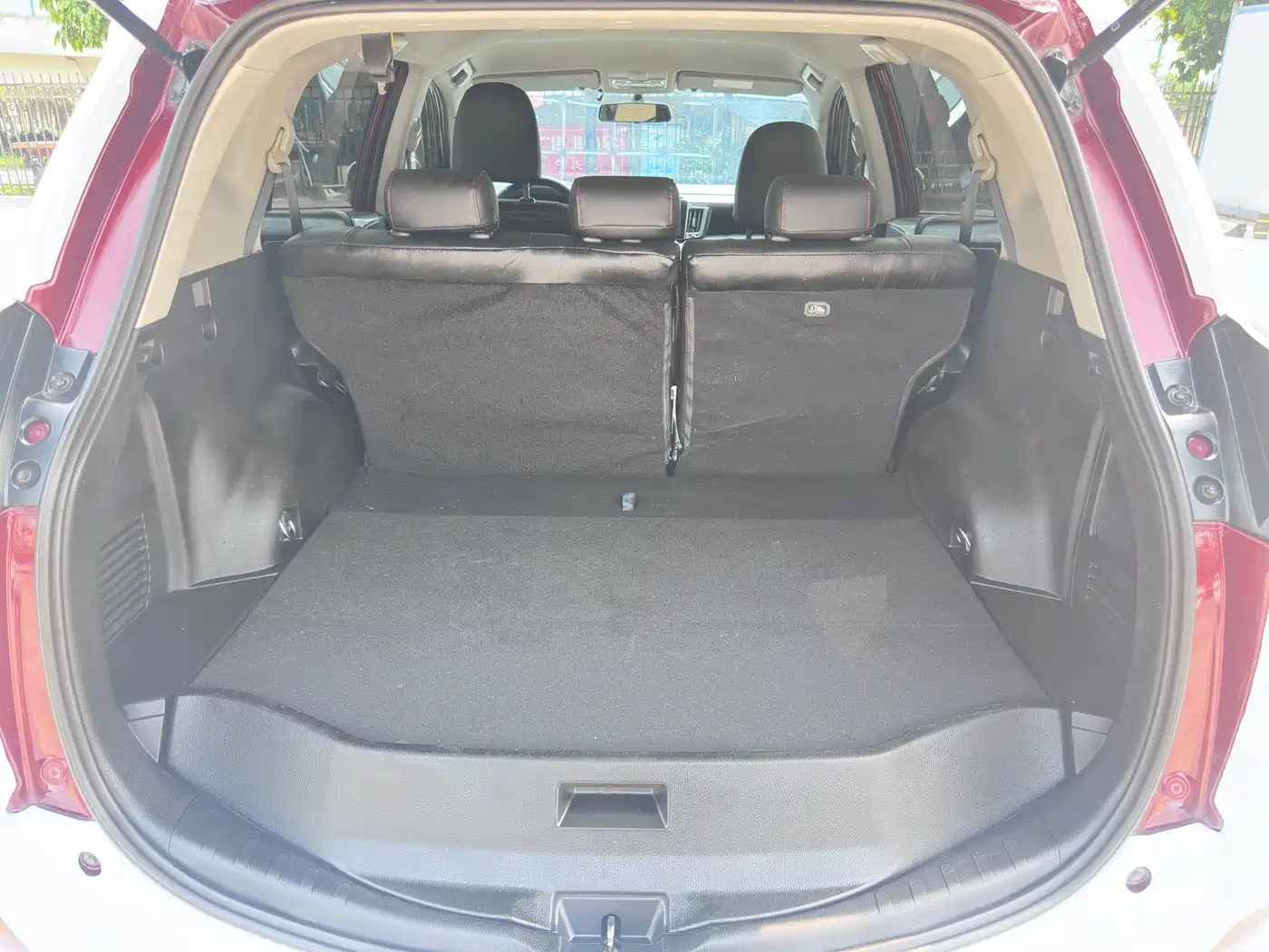 Toyota RAV4 Rongfang 2016 2.0L CVT 2WD Urban (China V) фото 8
