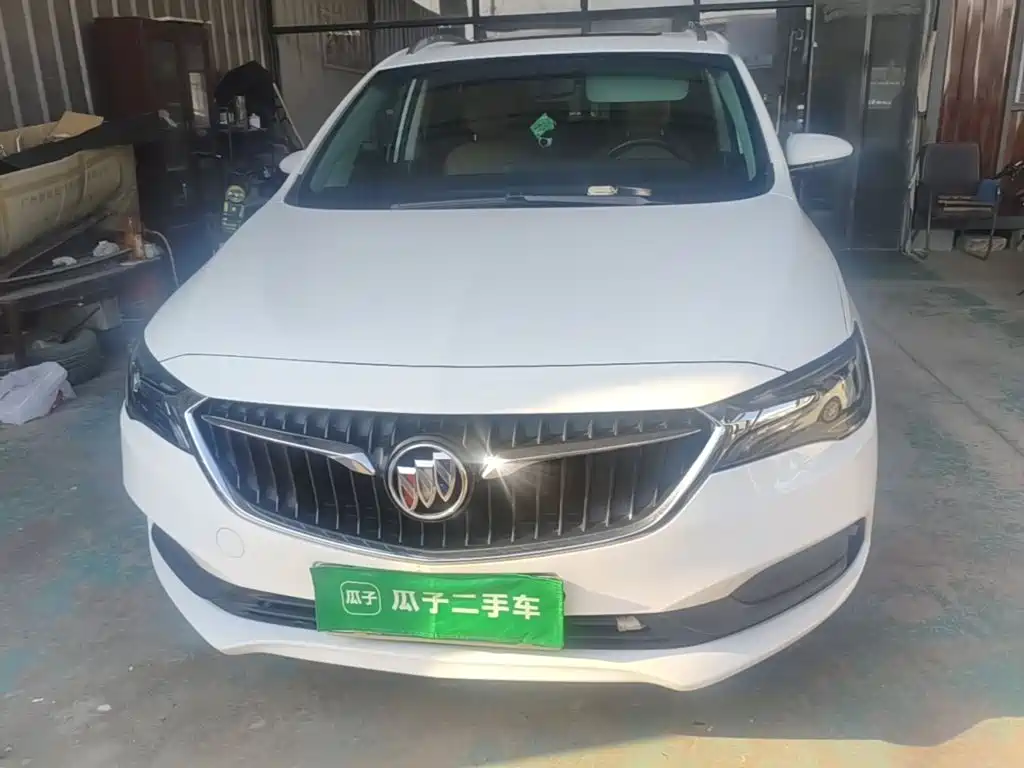 Фото 3 - Buick GL6