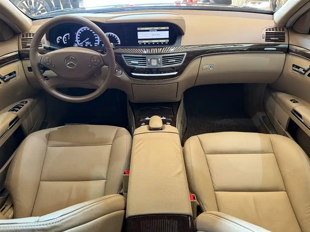 Mercedes-Benz S-Class 2012 S 300 L Premium Grand Edition фото 7