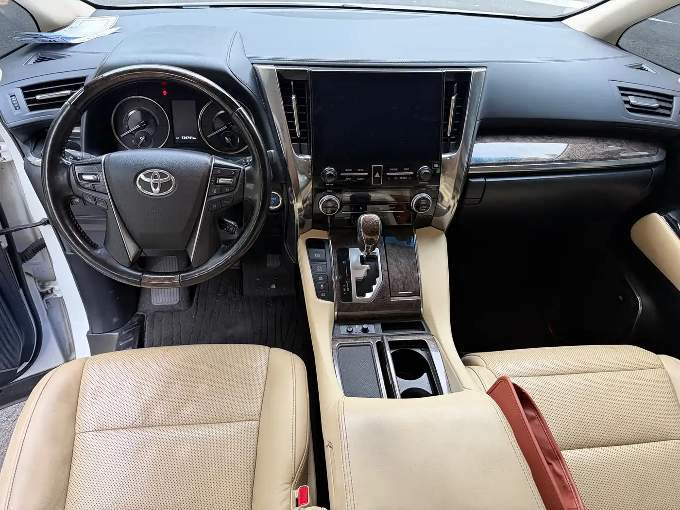 Toyota Vellfire 2021 2020 Twin Engine 2.5L HV Premium Edition