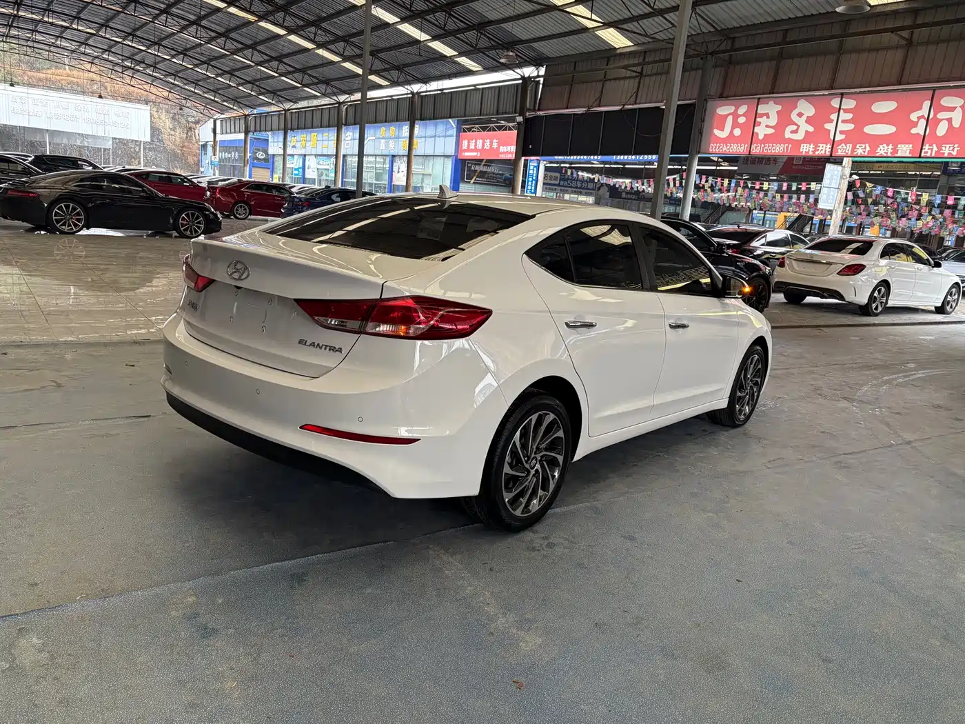 Hyundai Elantra 2020 1.5L CVT Smart Style·Elite фото 6