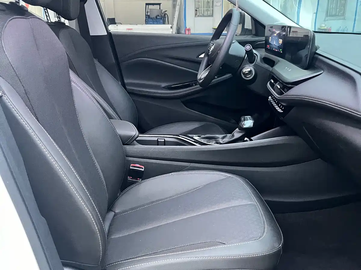 Buick Verano 2023 Pro GS Gale Edition фото 8