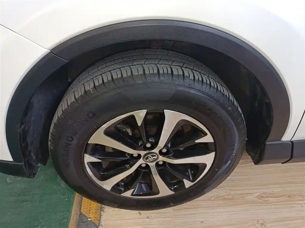 Toyota RAV4 Rongfang 2016 2.0L CVT 2WD Trend (China V) фото 19