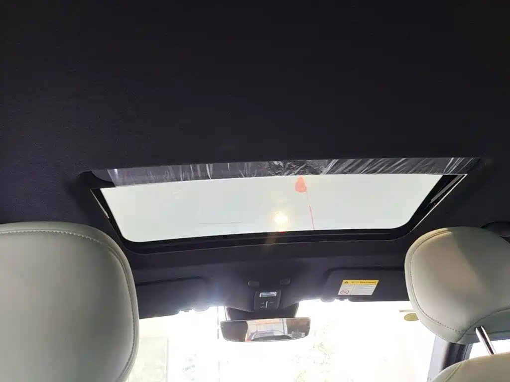 Photo 18 - Roewe D6