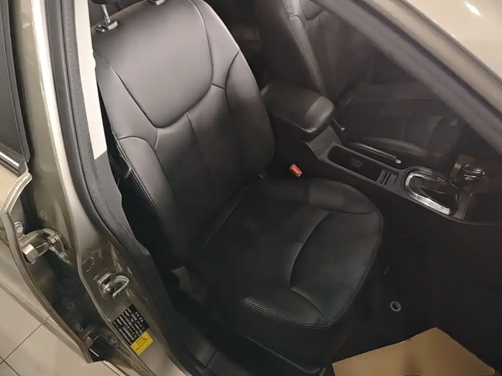 Roewe 360 2017 2017 1.5L Auto Luxury Edition