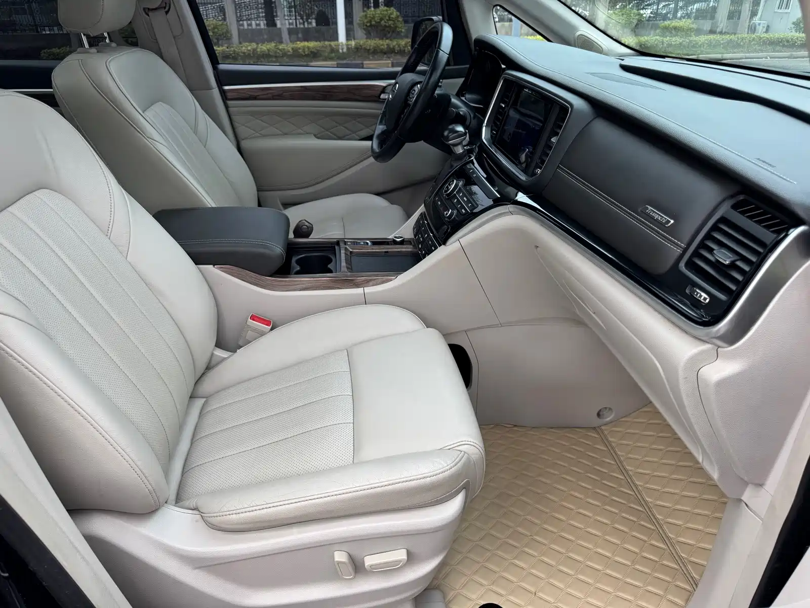 Фото 20 - GAC Trumpchi M8