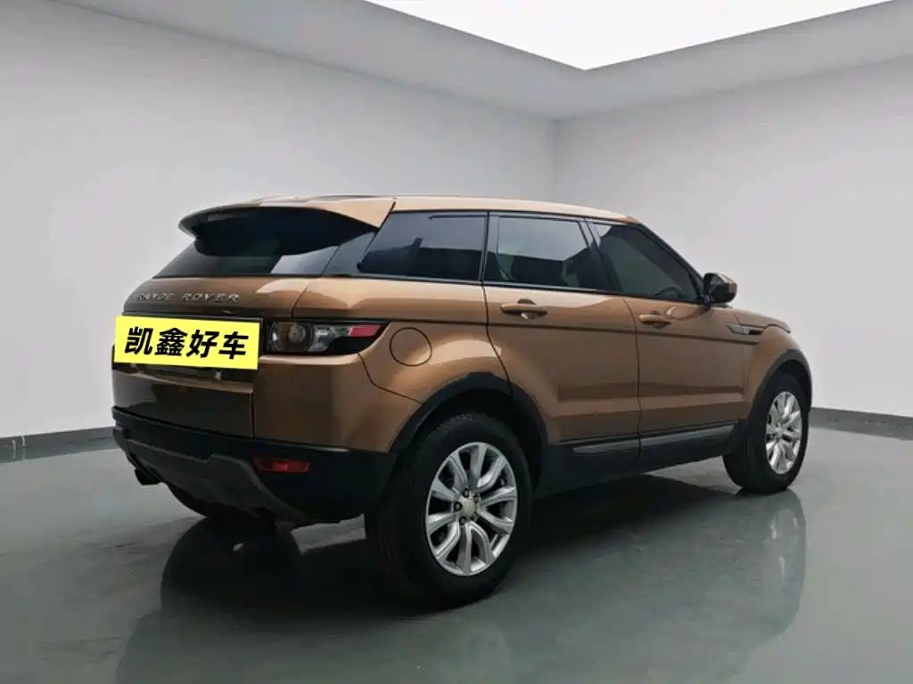 Land Rover Range Rover Evoque (Import) 2014 2.0T 5-door Brilliance Premium фото 4