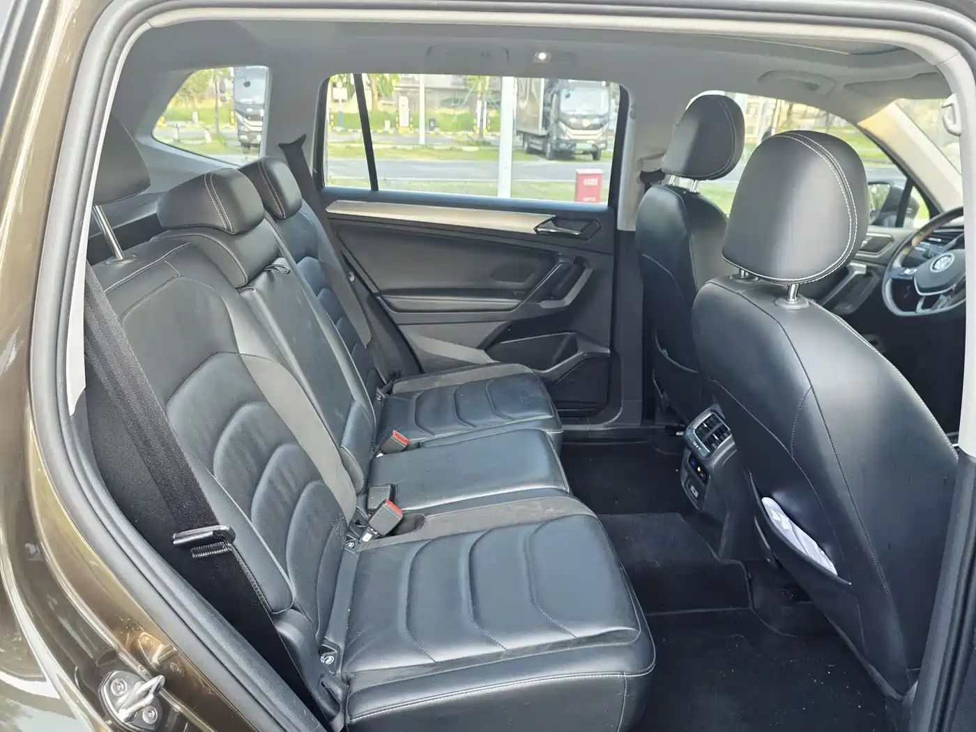 Volkswagen Tiguan L 2018 380TSI Automatic AWD Luxury Edition фото 7
