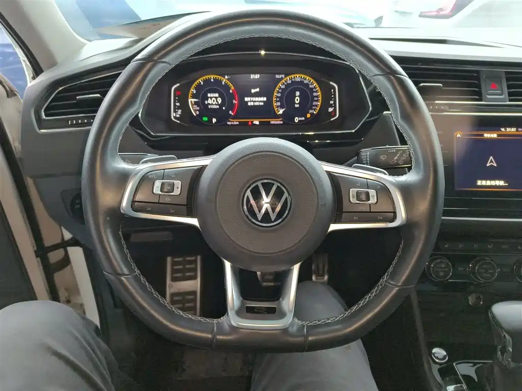Volkswagen Tiguan L 2021 330TSI Automatic 2WD R-Line Premium фото 11
