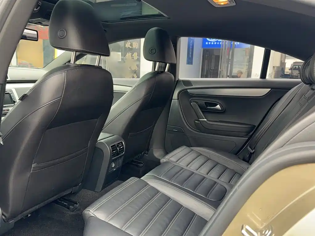Volkswagen FAW-Volkswagen CC 2016 Model 1.8TSI Premium фото 18