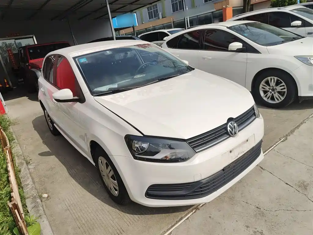 Volkswagen Polo 2018 1.5L Auto Safe Drive фото 4