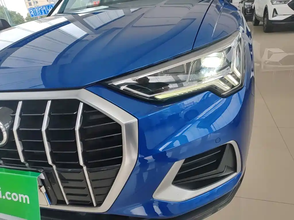 Фото 24 - Audi Q3