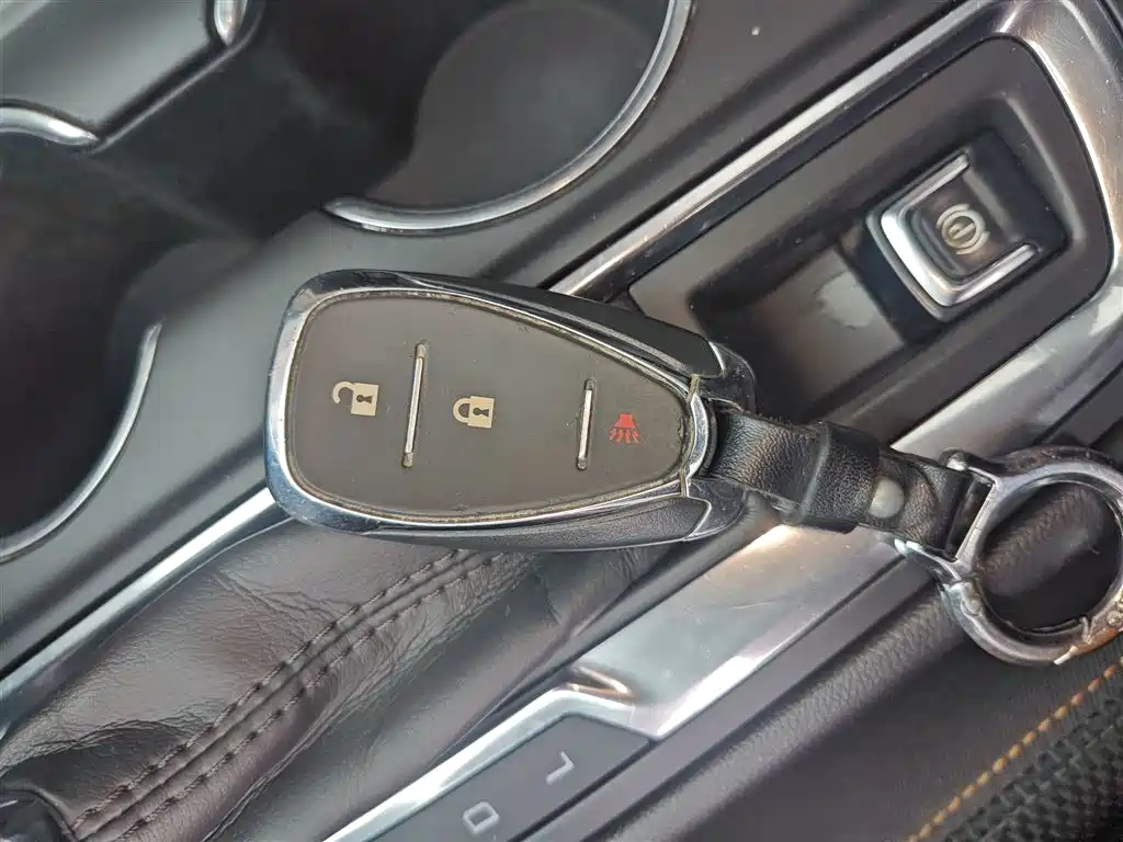 Chevrolet Equinox 2018 535T Automatic Frontier Edition фото 9