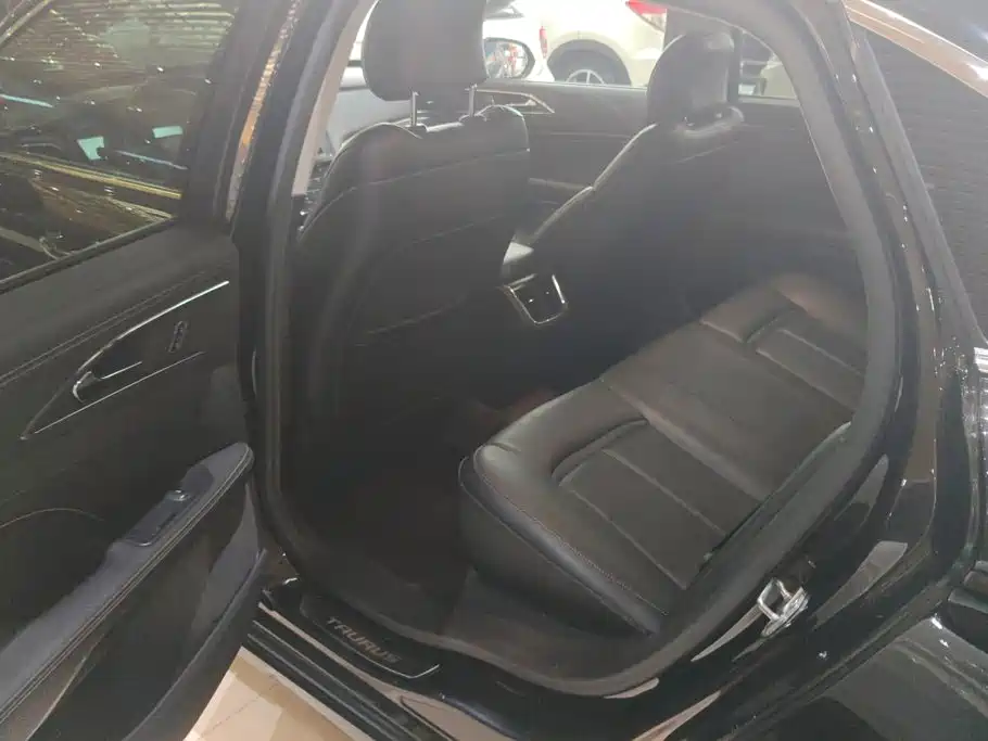 Ford Taurus 2016 2015 EcoBoost 245 Fashion