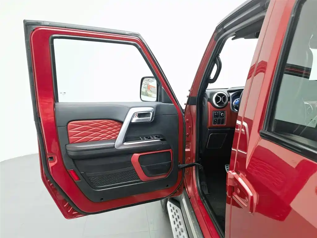 BAIC ORV Beijing Offroad BJ40 2020 2.0T Automatic AWD Urban Hunter Edition Hero Type фото 8