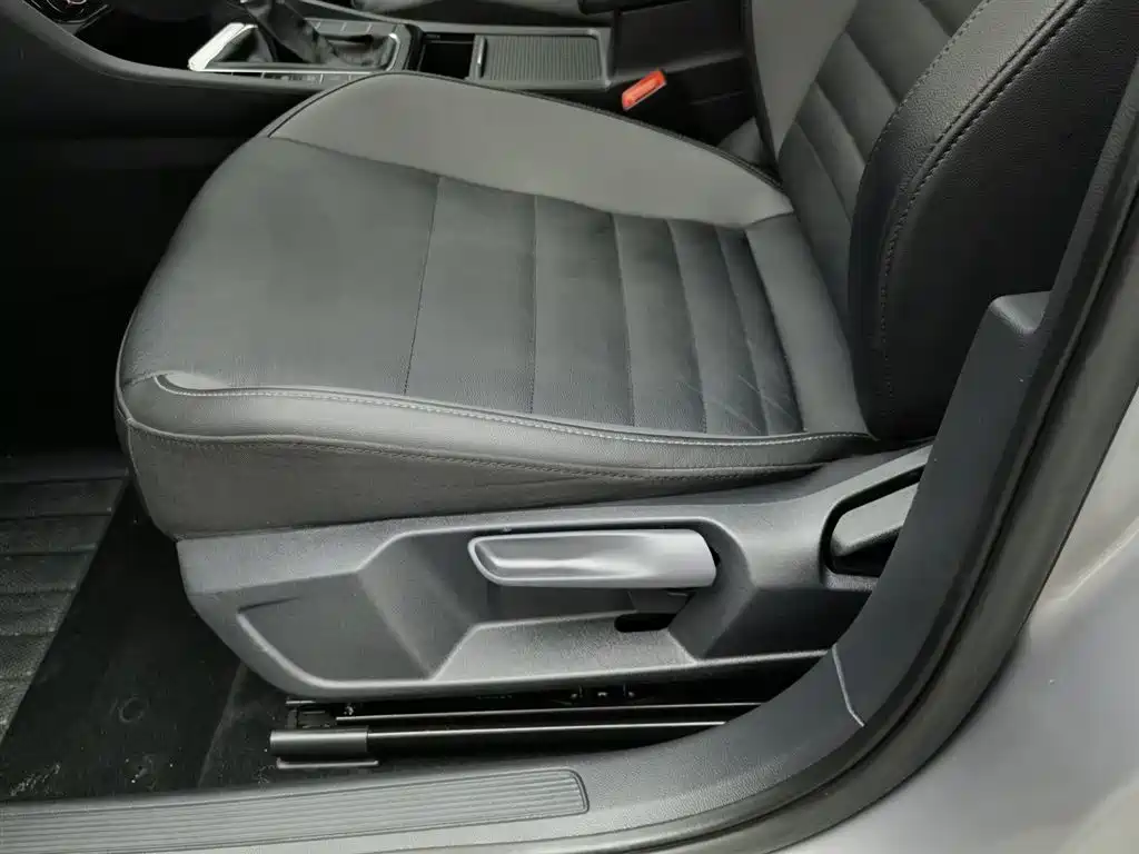 Volkswagen Sagitar 2020 280TSI DSG Comfort China VI фото 20