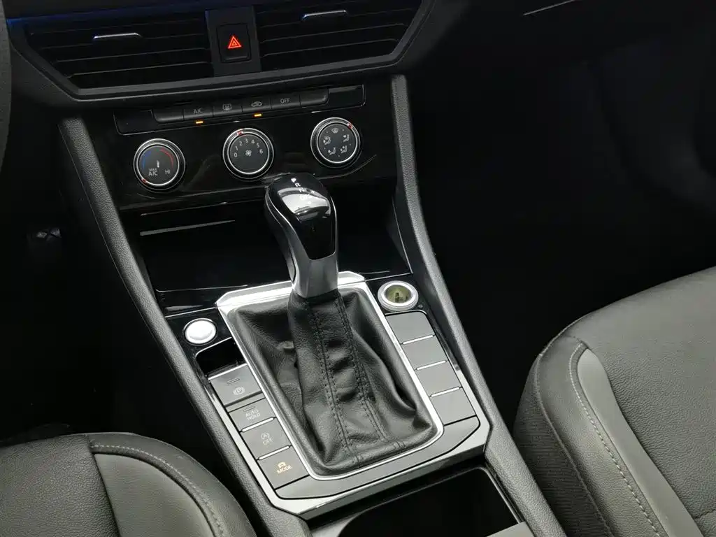 Volkswagen Sagitar 2020 280TSI DSG Comfort China VI фото 13
