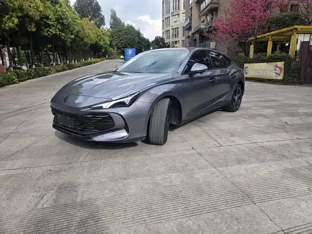 MG 7 2023 1.5T DCT Ultimate Comfort Edition