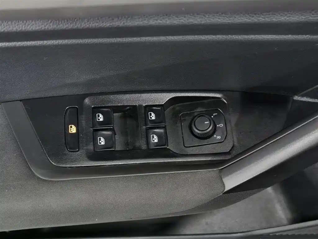Volkswagen Lavida 2022 1.5L Auto Trend Edition фото 9
