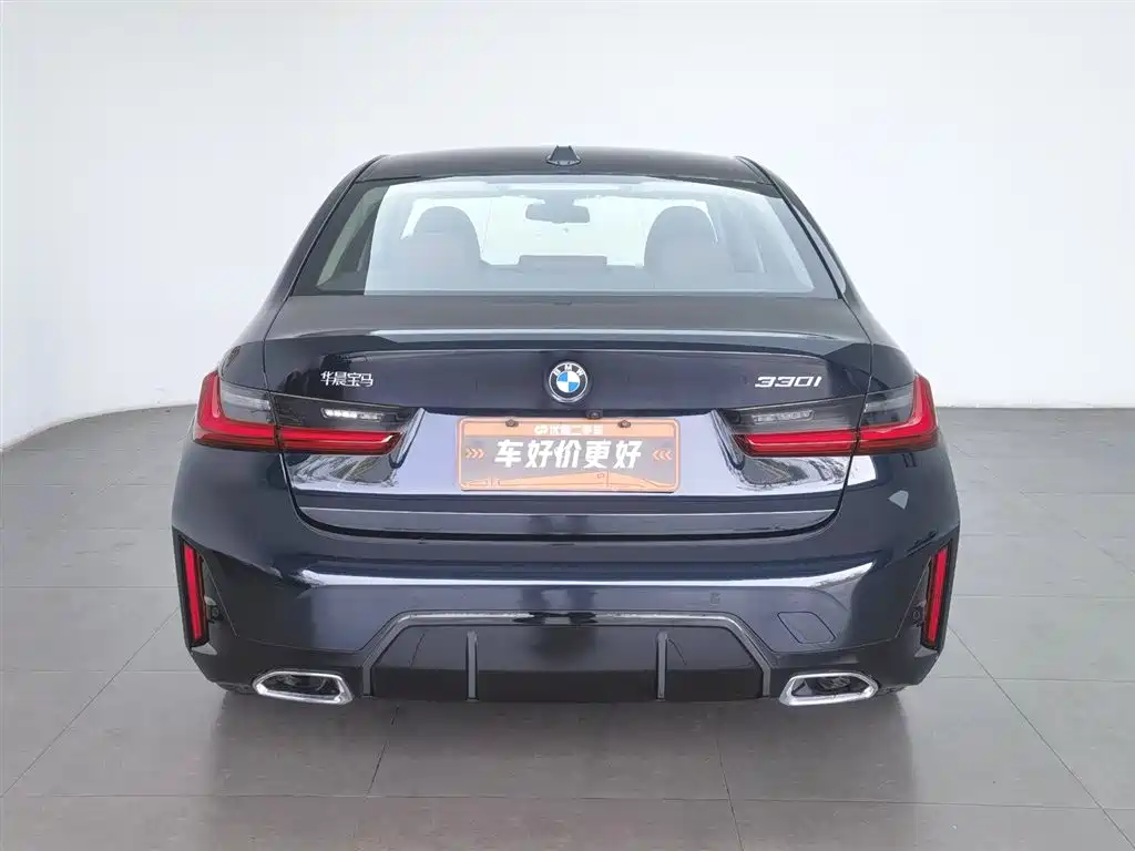 BMW 3 Series 2025 325i M Sport Package фото 4