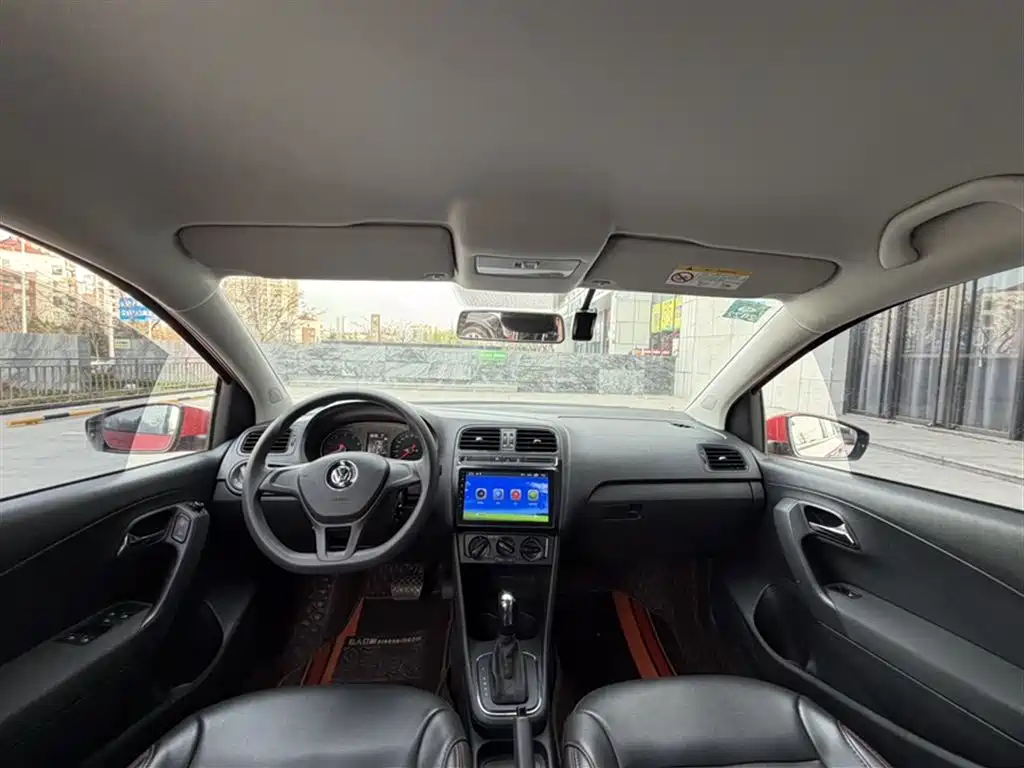 Volkswagen Polo 2018 1.5L Auto Safe Drive фото 4