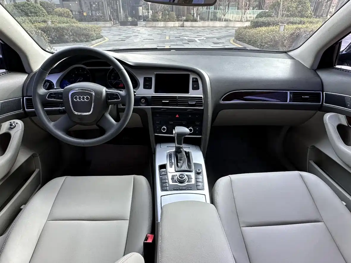 Audi A6L 2011 Model 2.0 TFSI Auto Standard фото 9