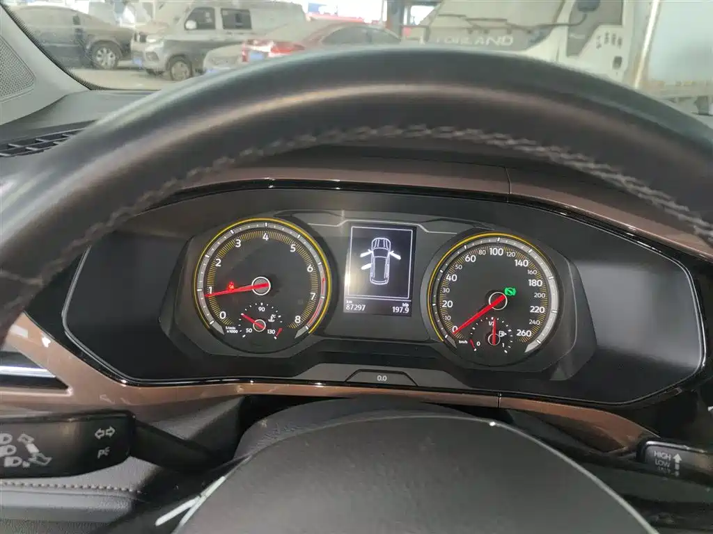 Volkswagen Tharu 2019 280TSI 2WD Comfort Edition China VI фото 12