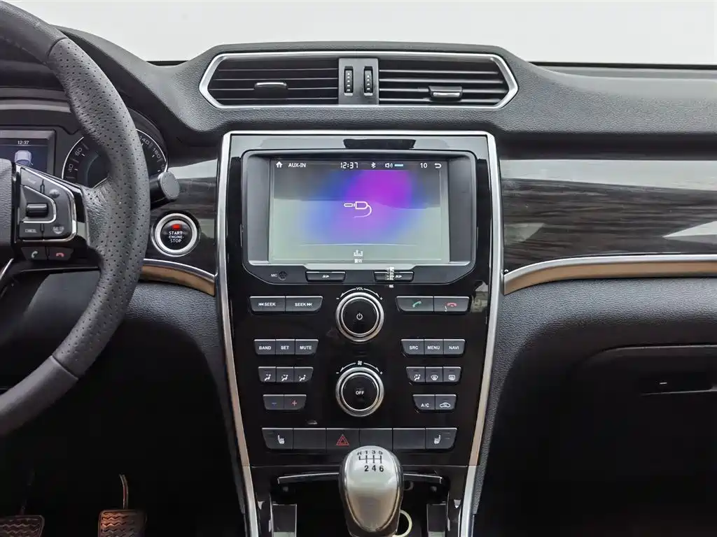 Haval H2 2014 1.5T Manual 2WD Elite Edition фото 12