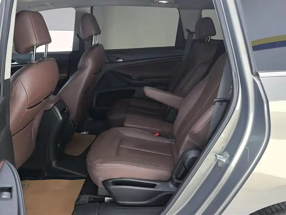 Buick GL6 2018 18T 6-Seater Premium фото 11