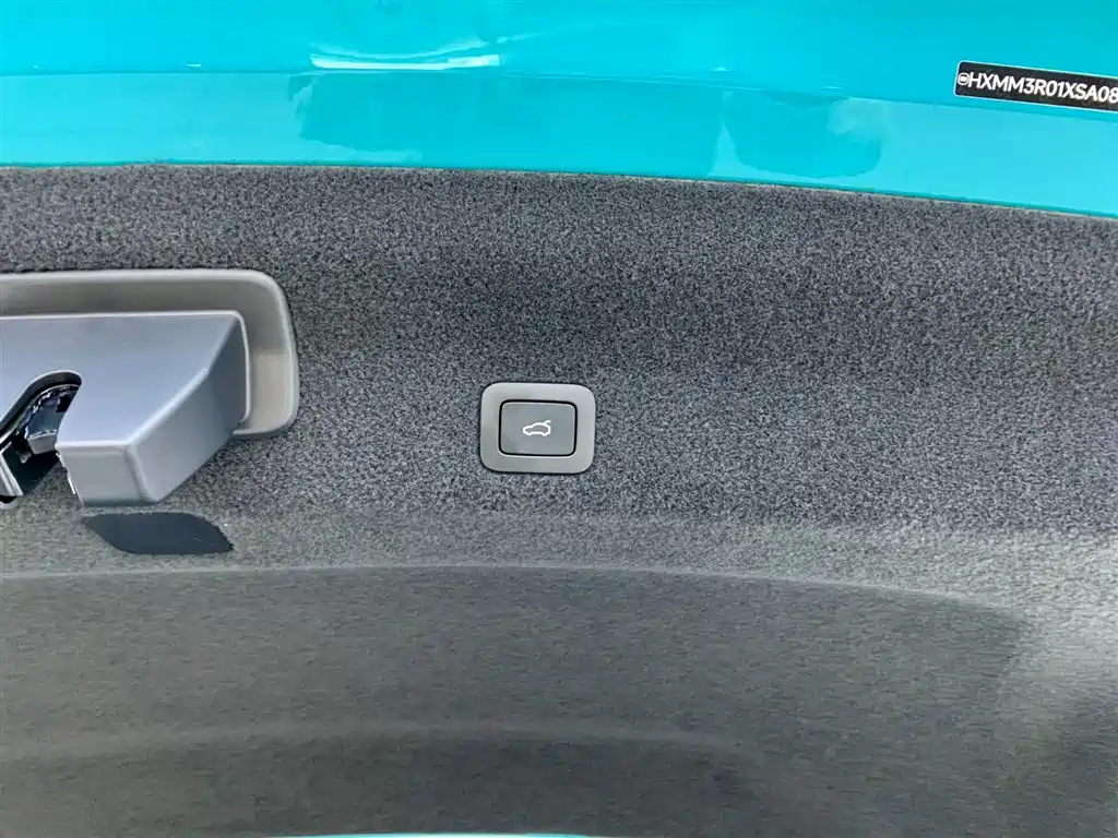 XIAOMI CAR XIAOMI SU7