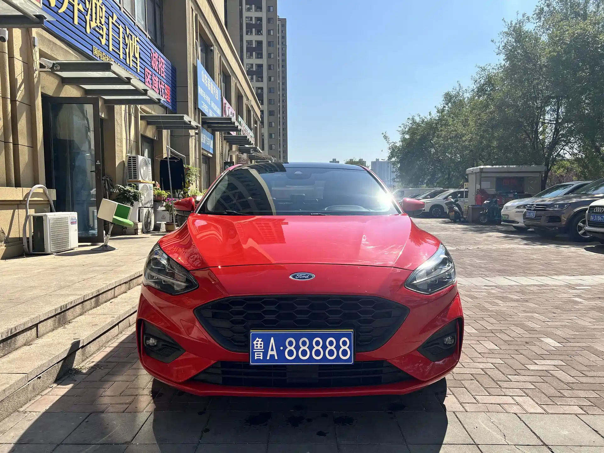 Фото 2 - Ford Focus