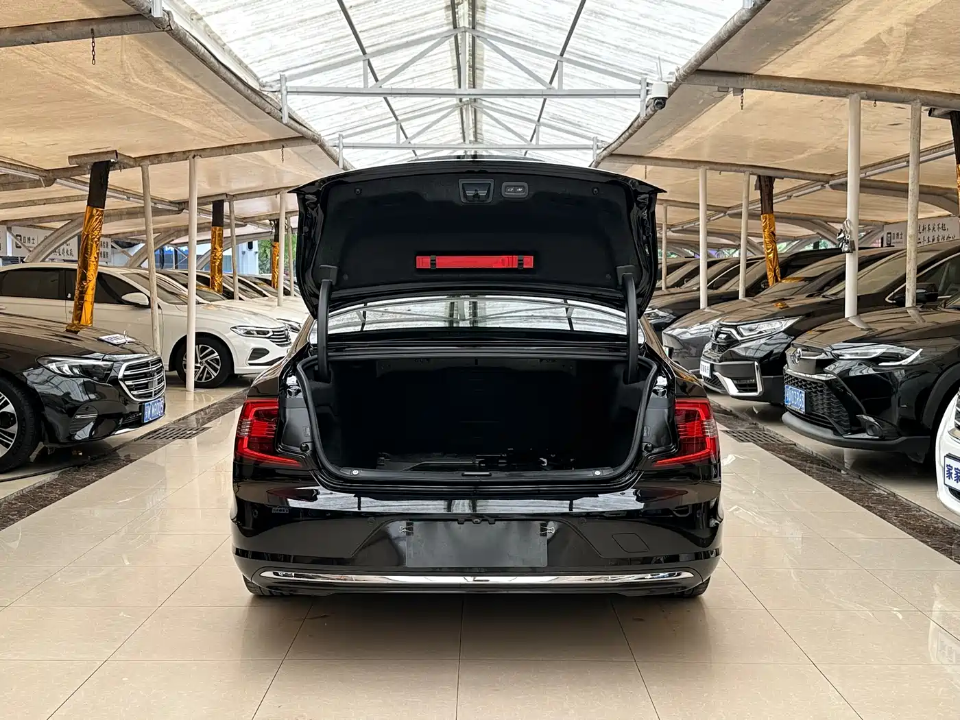 Volvo S90 2024 2022 B5 Zhiyuan Luxury Edition