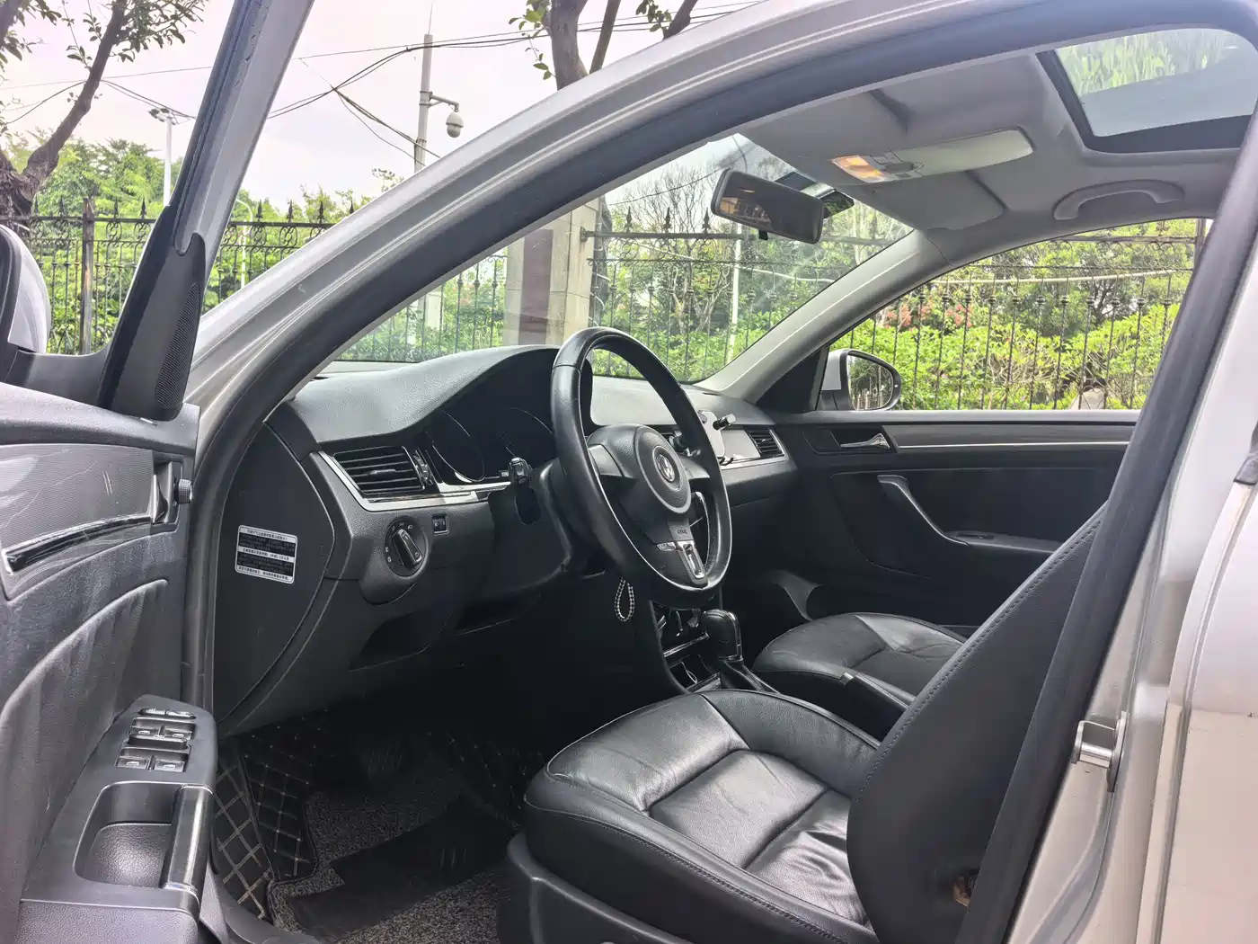 Volkswagen Bora 2013 2013 1.6L Automatic Comfort Model