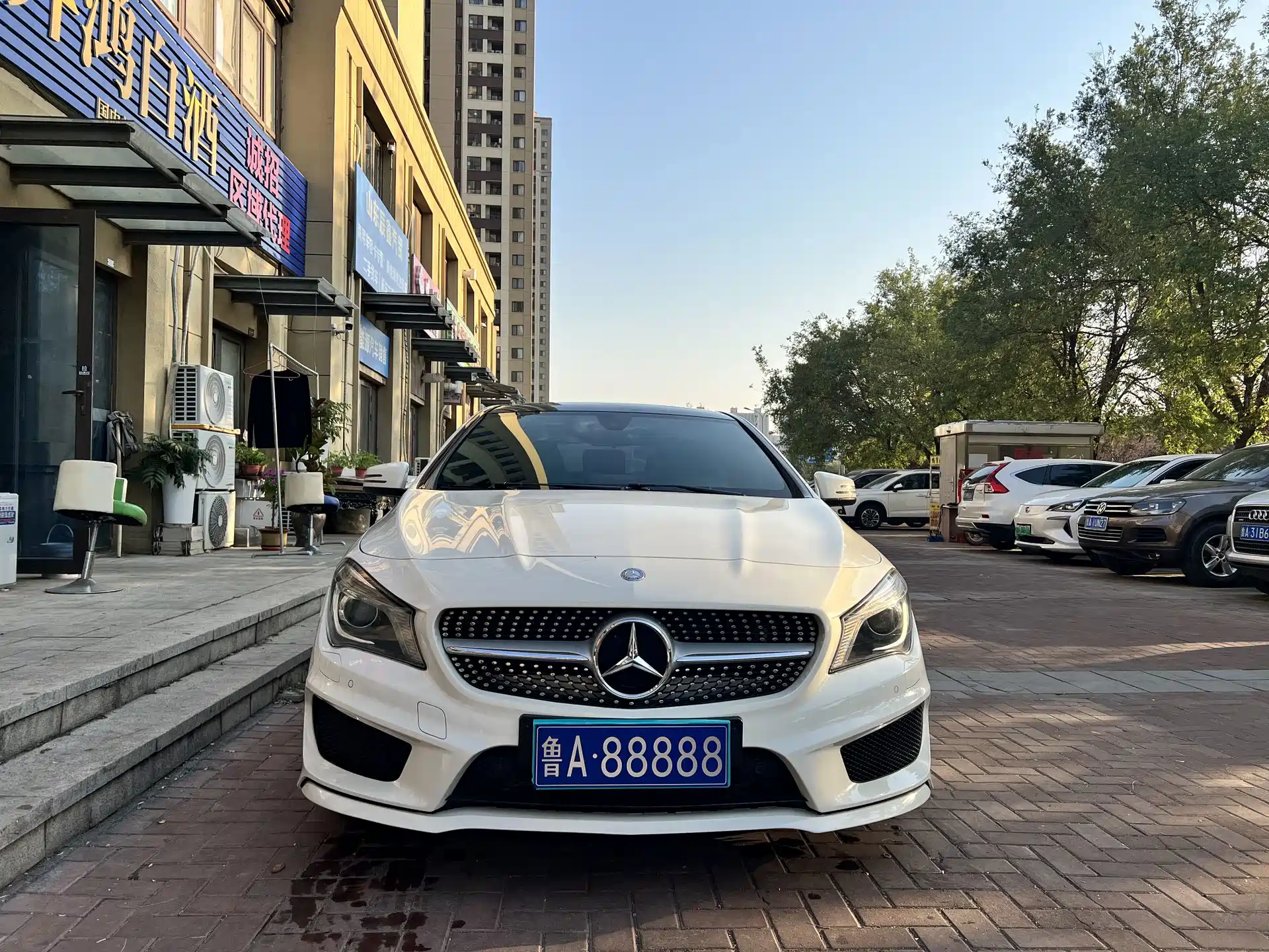 Photo 2 - Mercedes-Benz CLA (Import)