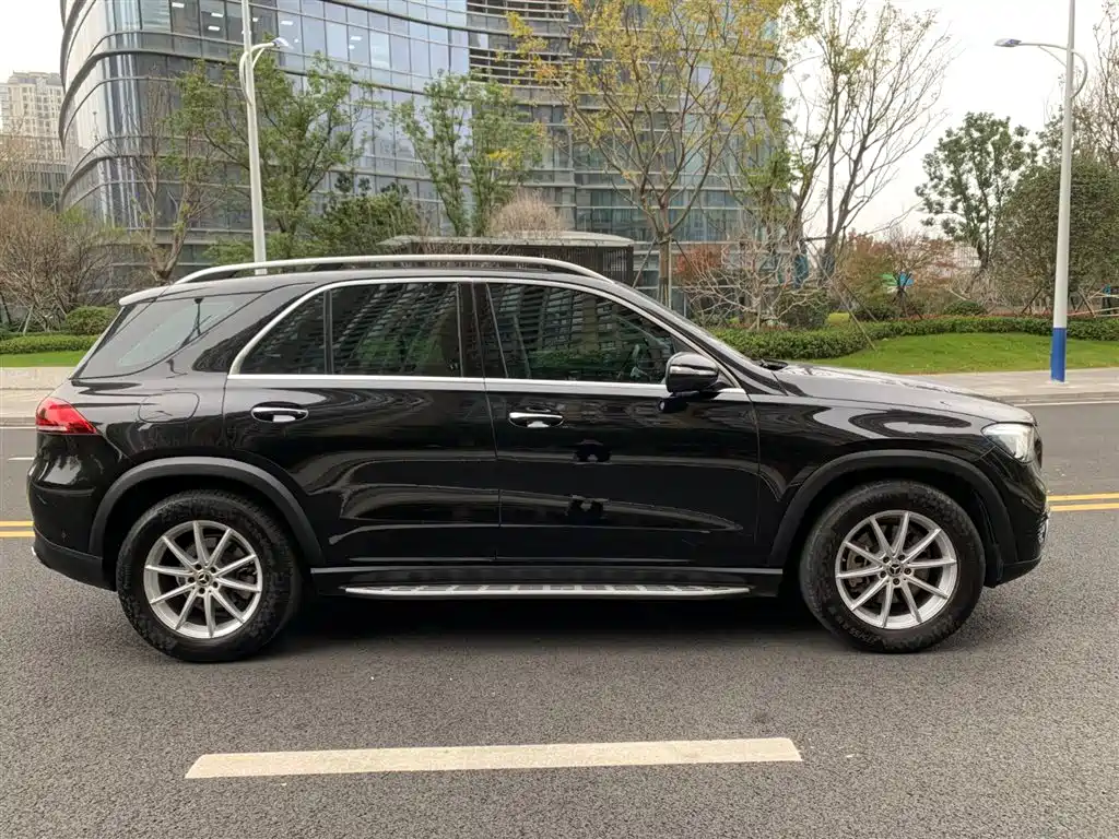 Mercedes-Benz GLE 2022 GLE 350 4MATIC Fashion фото 9