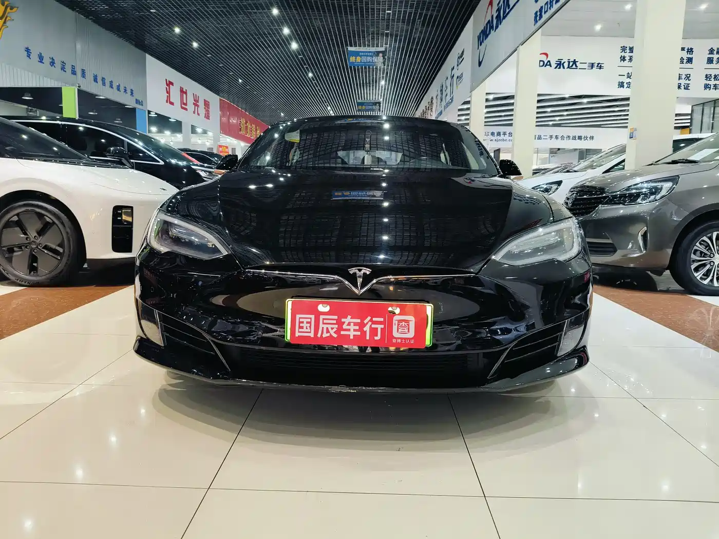 TESLA MODEL S