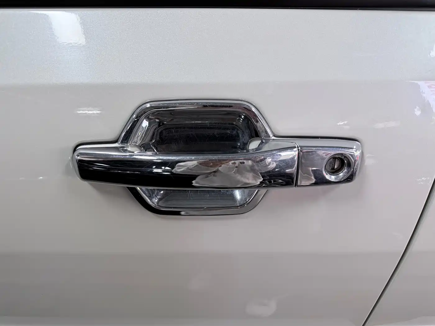 Mitsubishi Pajero (Import) 2020 3.0L Automatic Standard Edition фото 9