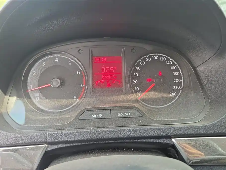 Volkswagen Jetta 2017 1.5L Manual Fashion фото 14