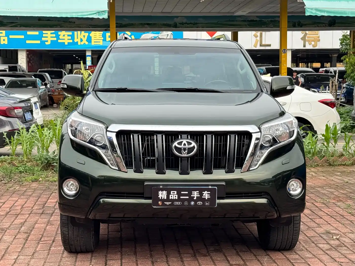 Toyota Prado (Import) 2014 2.7L Automatic Luxury фото 2