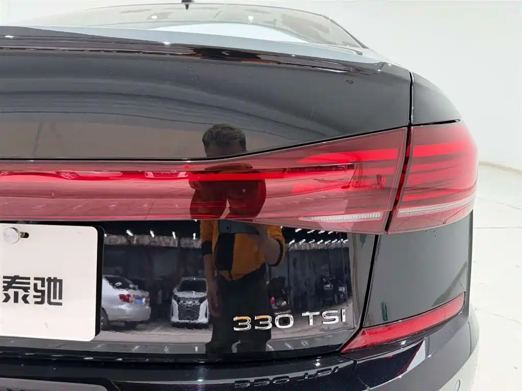 Volkswagen Passat 2023 Facelift 330TSI Elite Edition фото 10