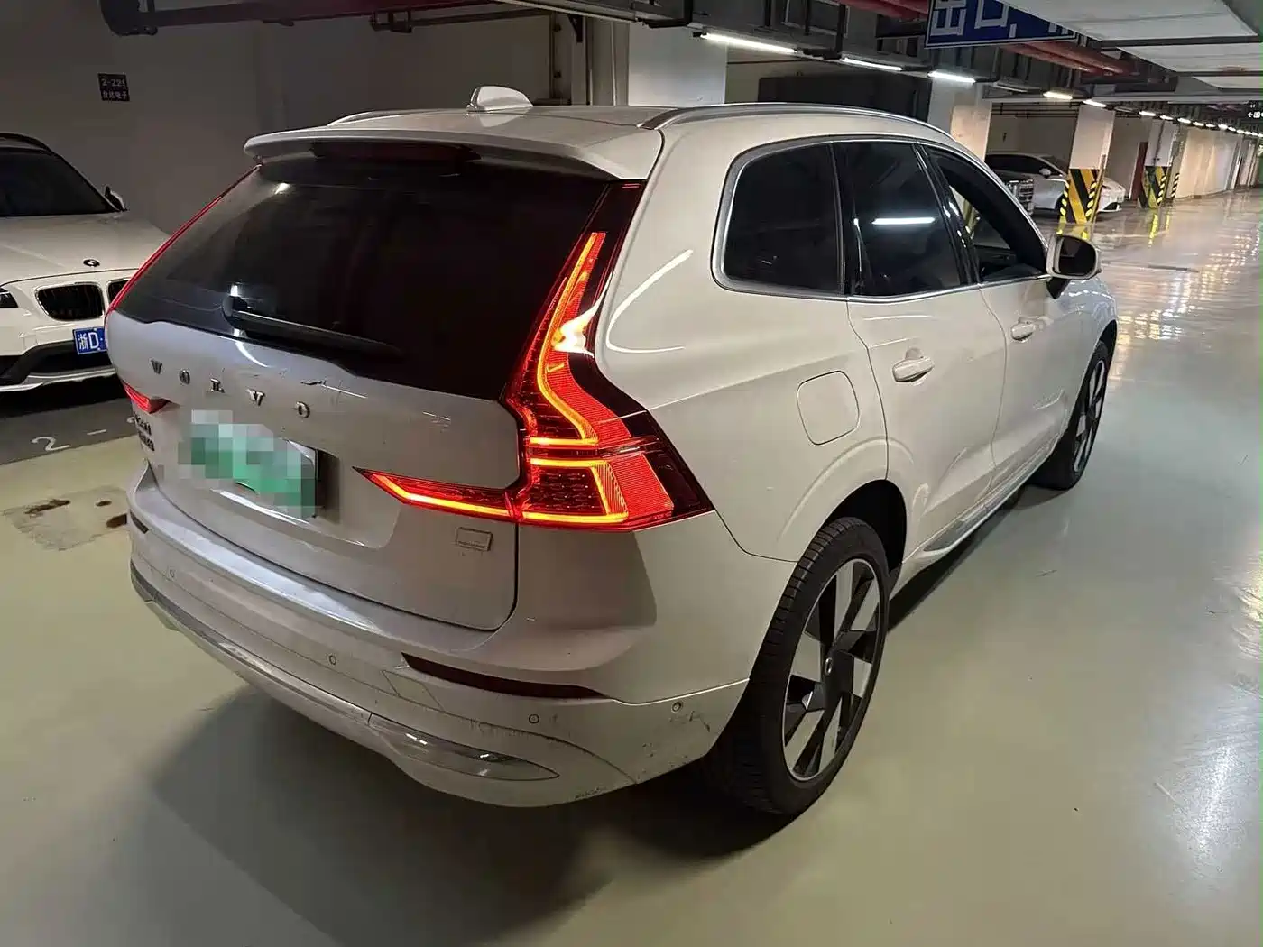 2024 Volvo XC60 Plug-in Hybrid