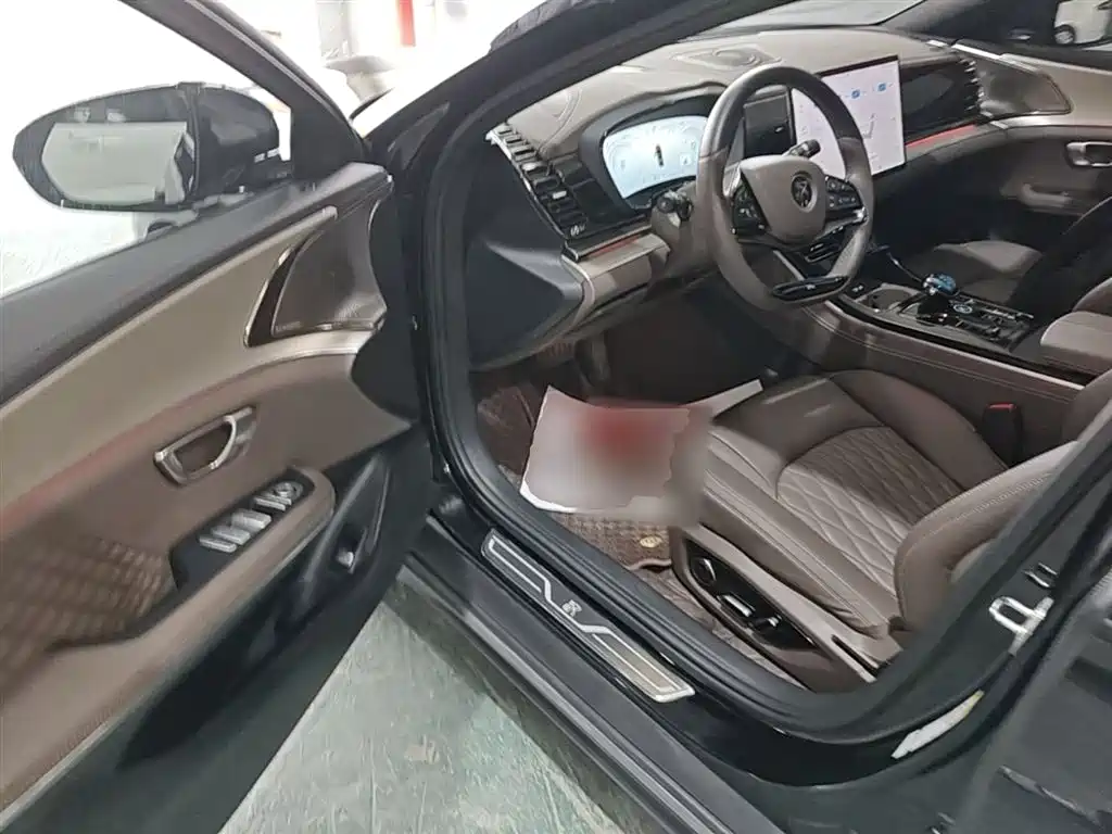 BYD Han 2023 DM-i Champion Edition 121KM Honor фото 16