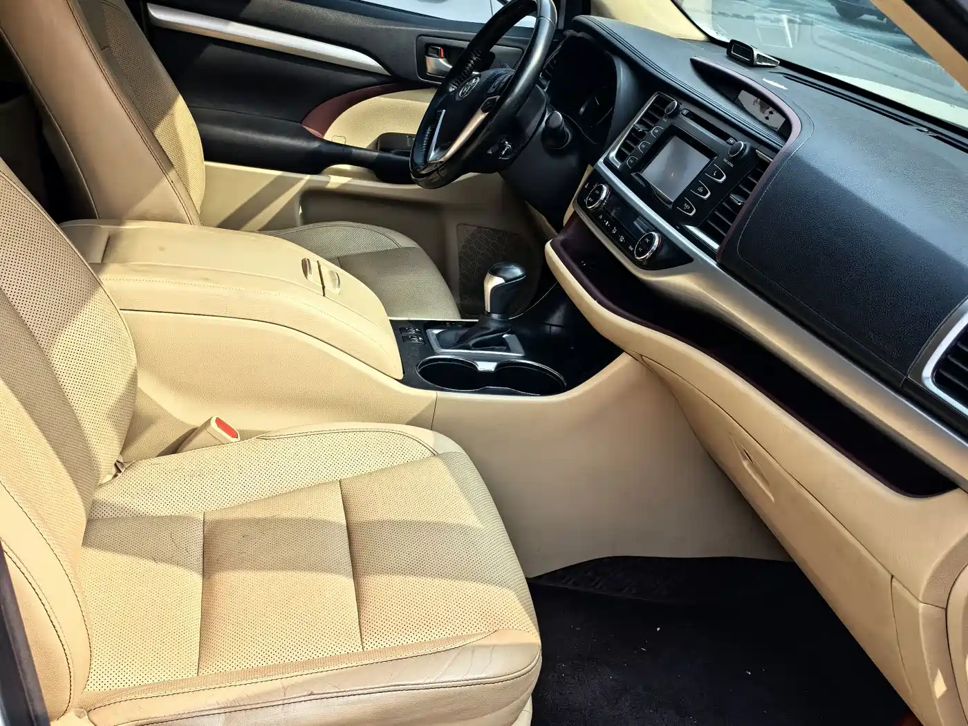 Toyota Highlander 2015 2.0T AWD Luxury Edition 7-seater фото 7