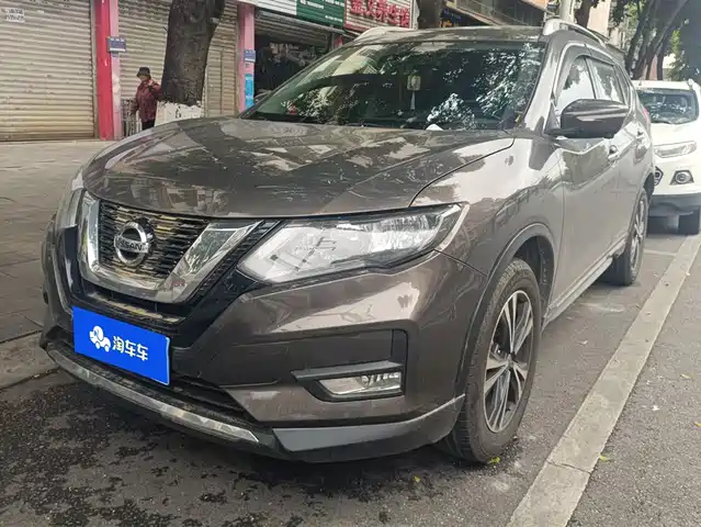 NISSAN QIJUN